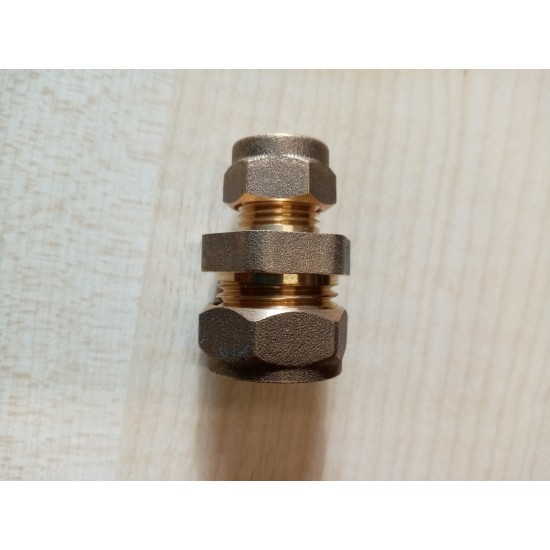 15 X 10mm GAS BRASS REDUCER COUPLER FITTING scCX-A-90A4